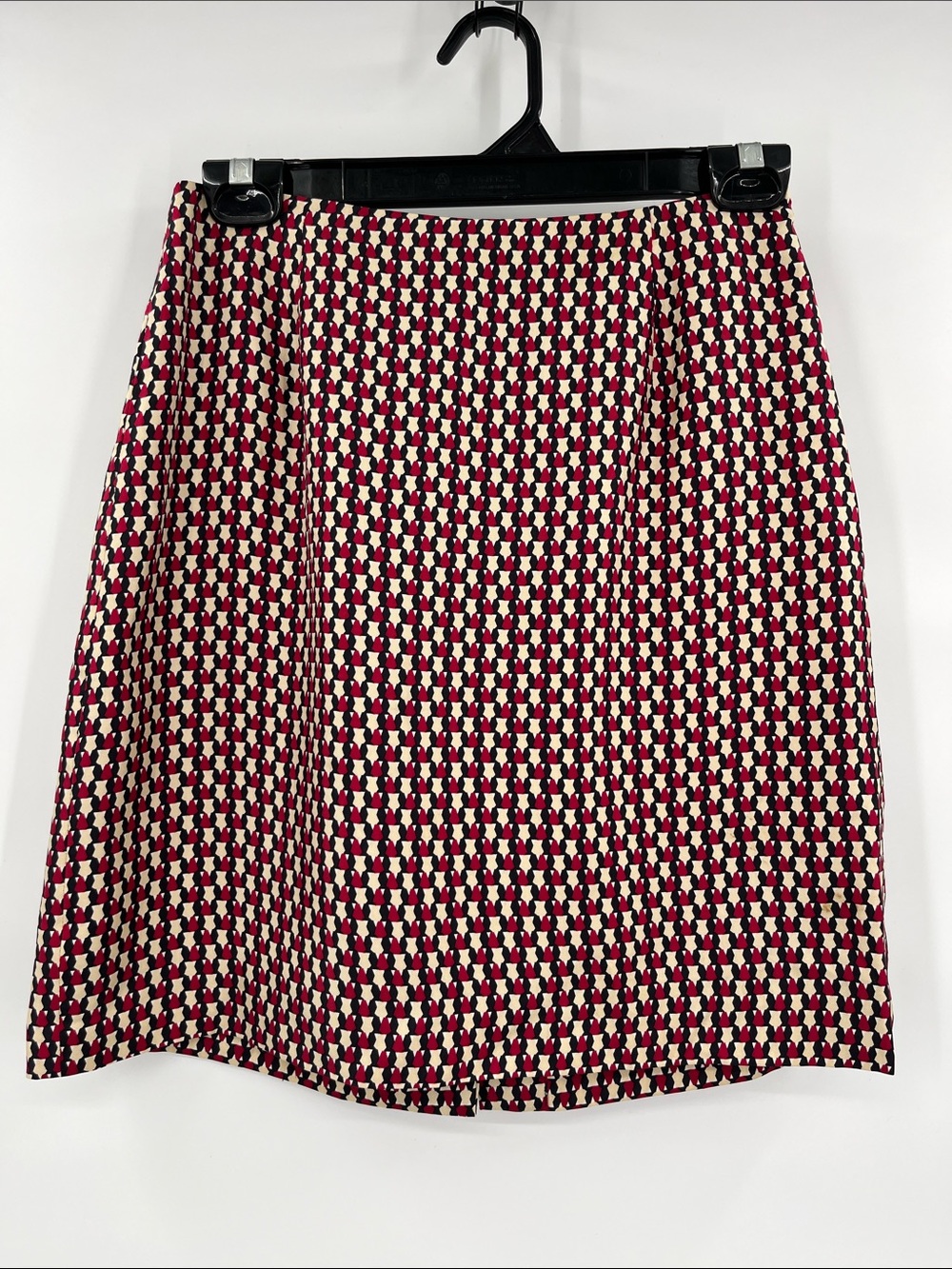 Ann Taylor 100% Silk Shell Red and Cream Patterned Lined A-Line Skirt Size 4P